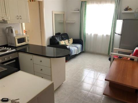 REF:  PCN2A one bed apt, close to bus route in the area of Metro.  €325.00 per month 12 month contract