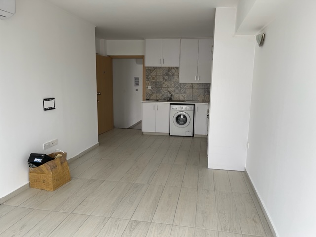 REF:  LAKO3 One Bed Part Furnished Ground floor Rec