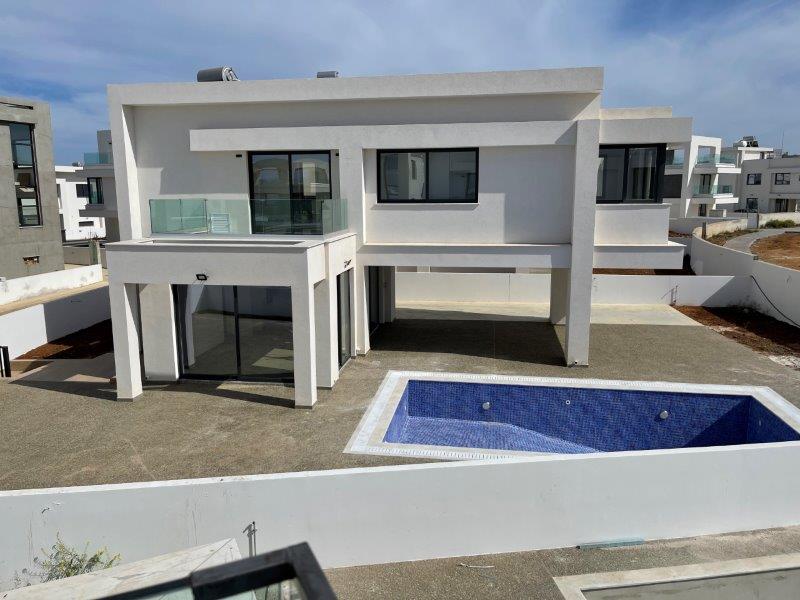 REF:  PV19 Luxurious Modern 2 bed Villa, Pernera €2000 per month min 12 months  COMING SOON!