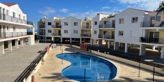 REF:  NLF6 Two bedroom Top Floor Nicely Furnished Apt, Paralimni €600 per month