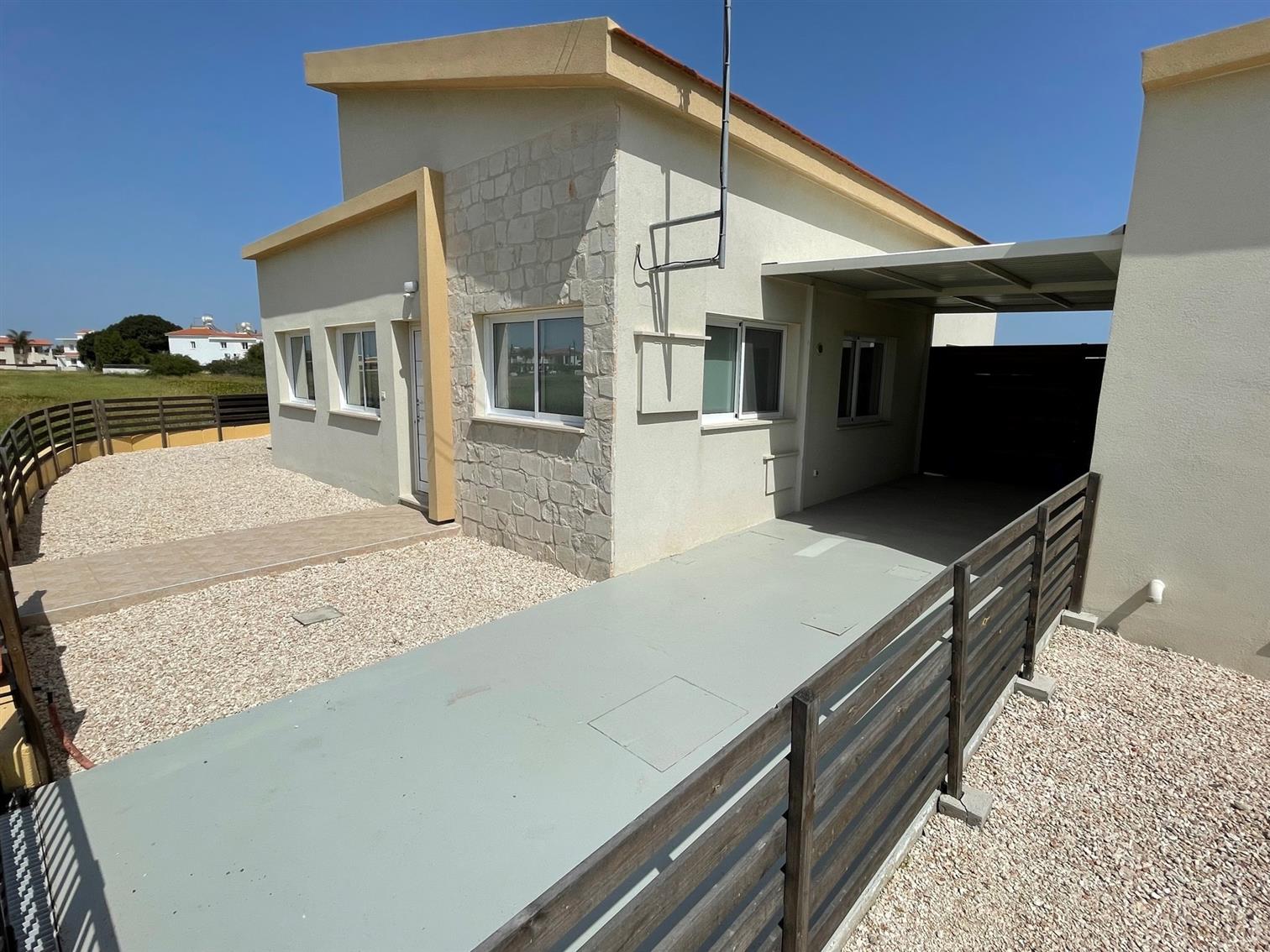 REF:  CV2-8 Brand New! Three Bed Bungalow, with private pool Xylophaghou, Only €950 per month