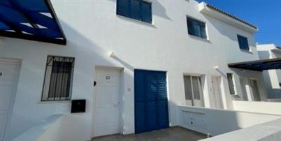 REF:  SALC7 Two Bedroom Town House – Kapparis €600 pcm.  12 month tenancy